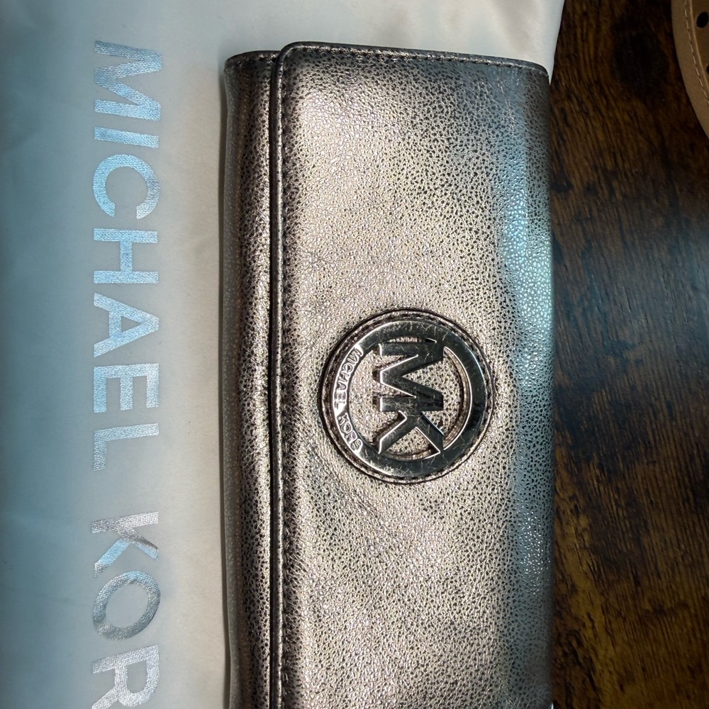 Michael Kors Silver Key & Card Holder